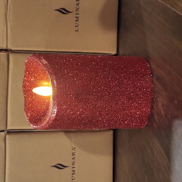Red Glittered Luminara Candle - Picture 1 of 5
